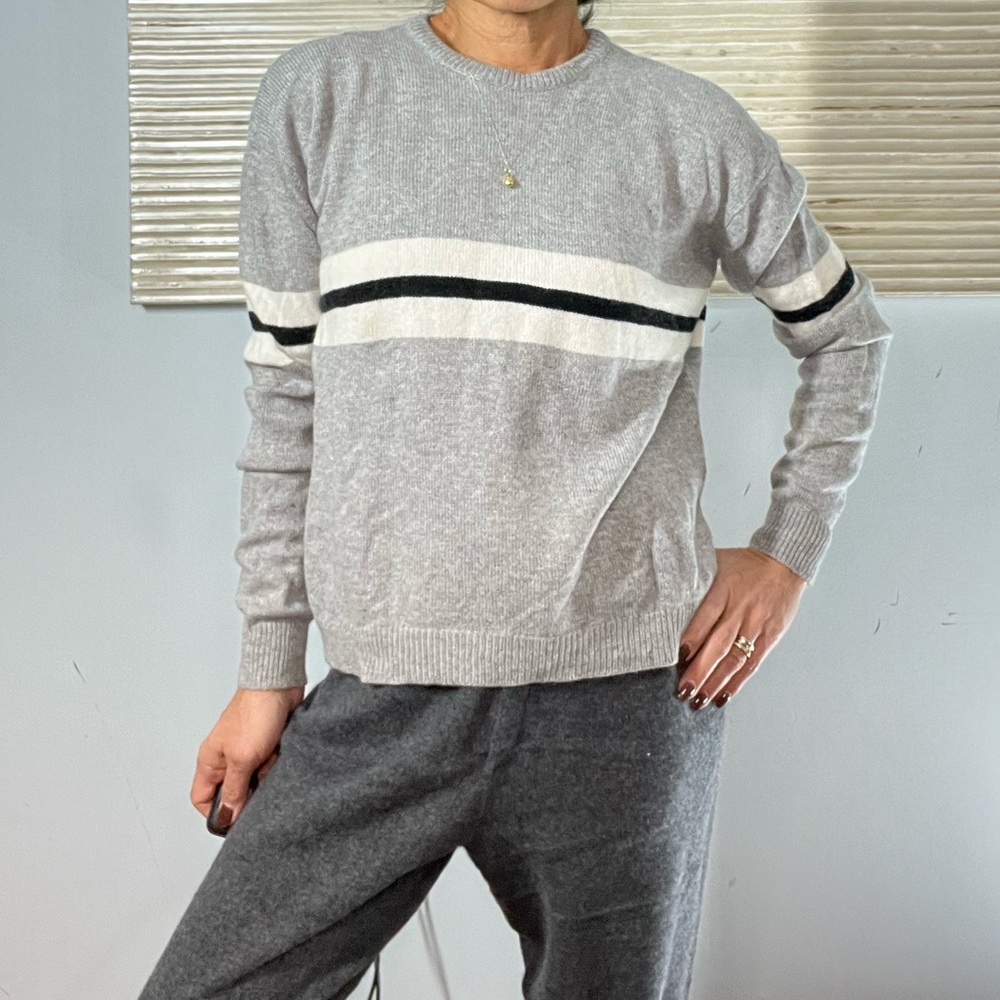 Brandy Melville Bernadette cashmere blend striped center sweater - Picture 6 of 13
